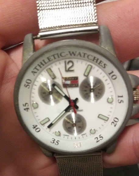 Tommy Hilfiger watch - Picture 1 of 11